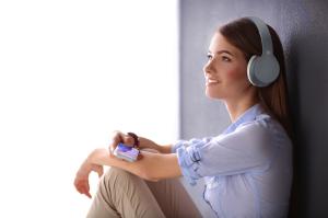Defender - Vezeték nélküli sztereó headset FreeMotion B580